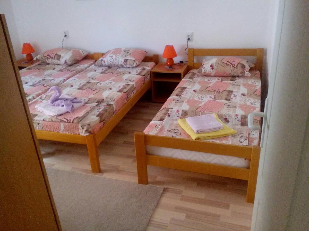 Guest House Vila Banjica Пирот Экстерьер фото